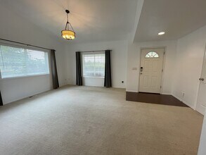 10022 NE 145th Ave in Vancouver, WA - Building Photo - Building Photo