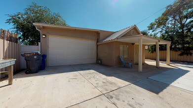 3016 3rd St NW in Albuquerque, NM - Building Photo - Building Photo