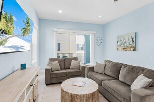 19914 Gulf Blvd in Indian Shores, FL - Building Photo