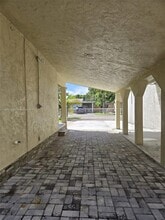 330 SW 13th St in Dania Beach, FL - Building Photo - Building Photo
