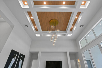 9105 Whippoorwill Trail in Jupiter, FL - Building Photo - Building Photo