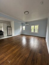 927 1/2 Parkman Ave-Unit -927 1/2 in Los Angeles, CA - Building Photo - Building Photo