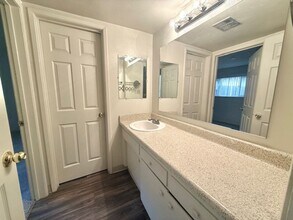 162j in Davis, CA - Building Photo - Interior Photo