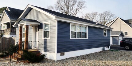700 Anglesea Ave in Ocean Gate, NJ - Building Photo - Building Photo