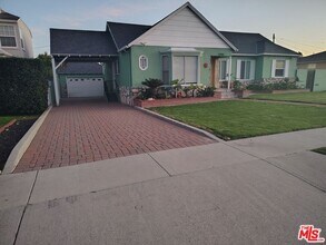 5446 Angeles Vista Blvd in Los Angeles, CA - Building Photo - Building Photo