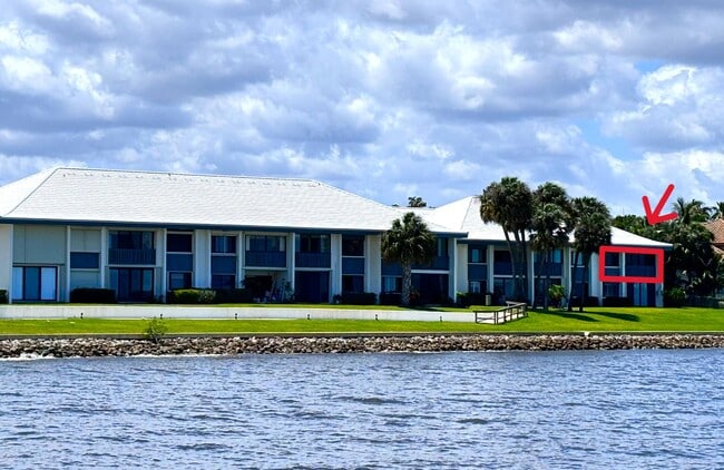 property at 175 SE St Lucie Blvd