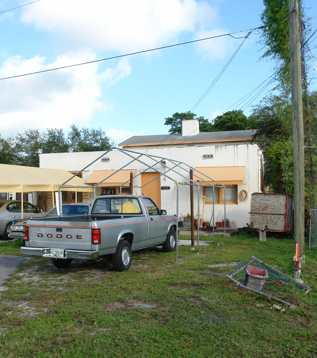 1133 NW 79th Ter in Miami, FL - Building Photo