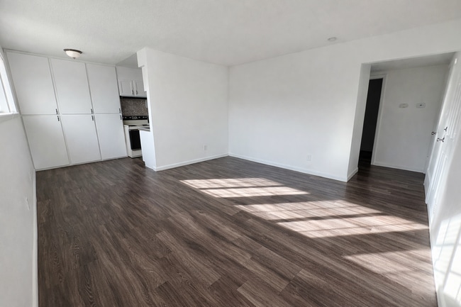 1990 Eagle St, Unit 2 in Aurora, CO - Building Photo - Building Photo