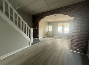 1839 E Ontario St in Philadelphia, PA - Building Photo - Building Photo