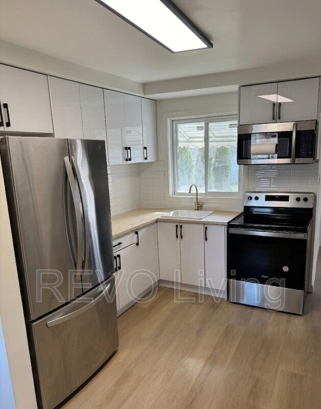 property at 137 Oakdale Ave