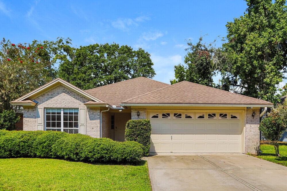 1430 Starboard Ct in Fleming Island, FL - Building Photo
