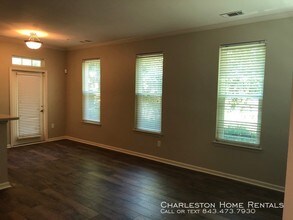 1225 Blakeway St-Unit -Unit 605 in Charleston, SC - Building Photo - Building Photo