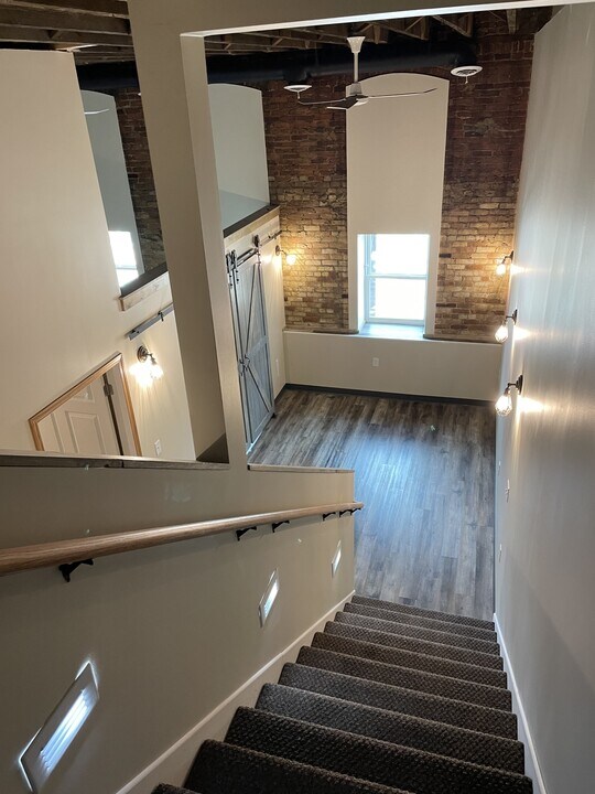 230 Central Ave N in Faribault, MN - Building Photo