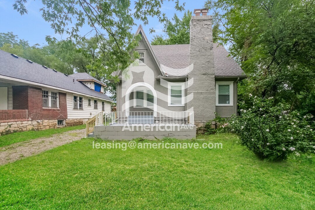 1824 E 73rd St in Kansas City, MO - Building Photo