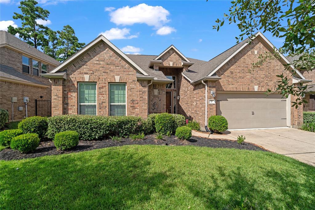 26 Whispering Thicket Pl in Tomball, TX - Building Photo