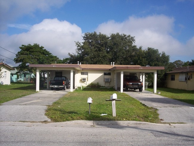 508-705 Palm Ave in Fort Pierce, FL - Building Photo - Building Photo