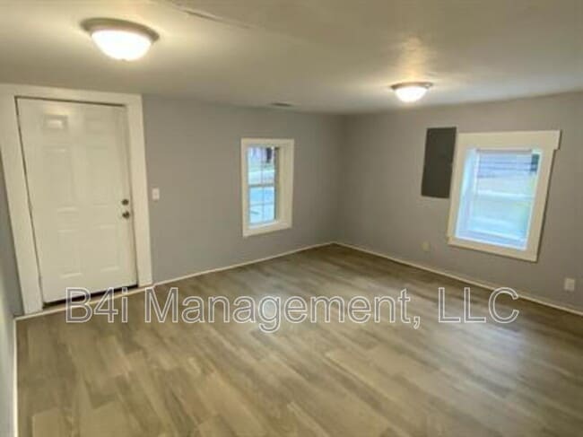property at 49 Reynolds St