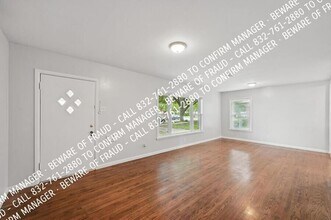 1928 Oldgate Ln in Garland, TX - Building Photo - Building Photo