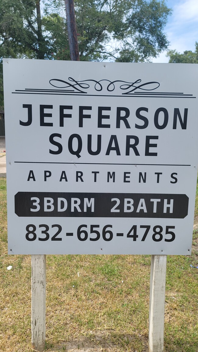 Jefferson Square Apartments in Cleveland, TX - Building Photo - Building Photo