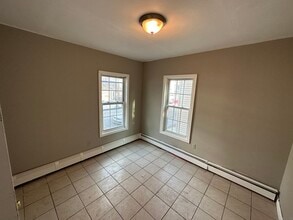 938 Connecticut Ave in Bridgeport, CT - Building Photo - Building Photo