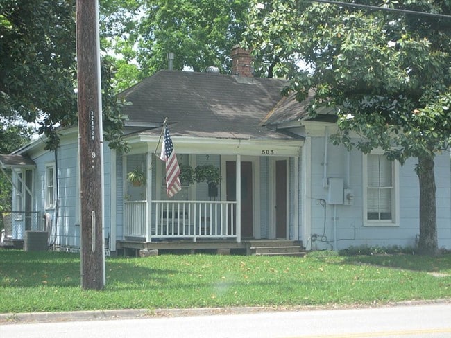 property at 503 Main St