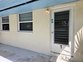 6931 Hibiscus Ave S in South Pasadena, FL - Building Photo - Building Photo