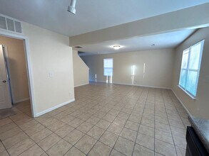 3910 Evans Dr in Raleigh, NC - Foto de edificio - Building Photo