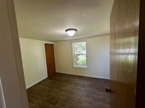 1406 Z Ave in La Grande, OR - Building Photo - Building Photo