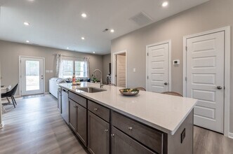 235 Greenpark Rd in Sandston, VA - Building Photo - Building Photo