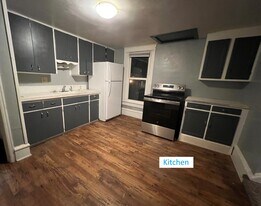 310 Superior St, Unit Upper in Fond du Lac, WI - Building Photo