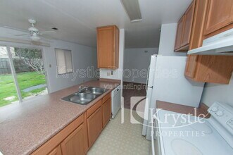 1900 Alice Dr in Vallejo, CA - Building Photo - Building Photo