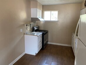 760 Cline St in Huntsville, TX - Building Photo - Building Photo