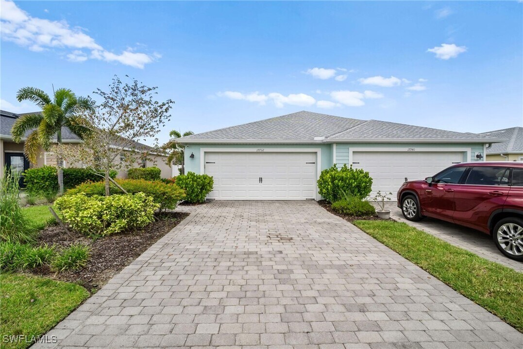 17732 Wayside Bnd in Punta Gorda, FL - Building Photo