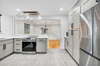 3118 Lakewood Ave in Columbia, SC - Building Photo - Building Photo