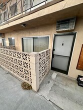 8449 Blackburn Ave, Unit 2 in Los Angeles, CA - Foto de edificio - Building Photo