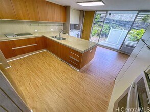 1235 Lilo Pl in Honolulu, HI - Building Photo - Building Photo
