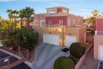 5691 Deer Creek Falls Ct in Las Vegas, NV - Building Photo - Building Photo