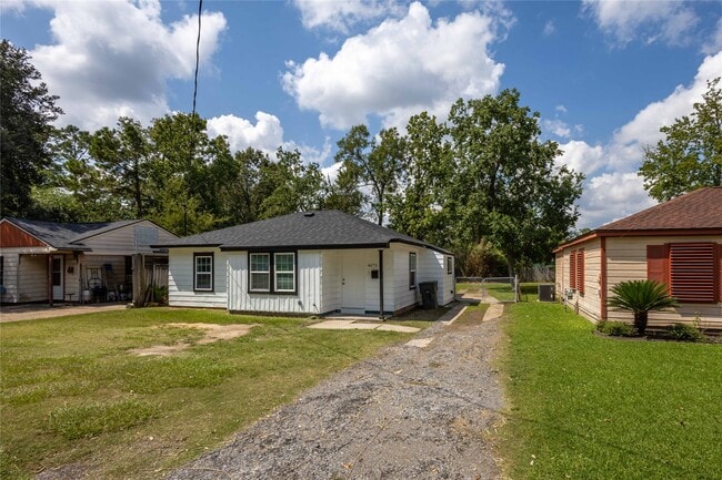 property at 4675 Buffalo Ave
