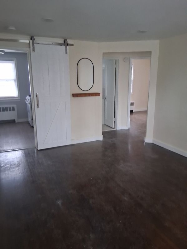 1537A E St Georges Ave in Roselle, NJ - Building Photo - Building Photo