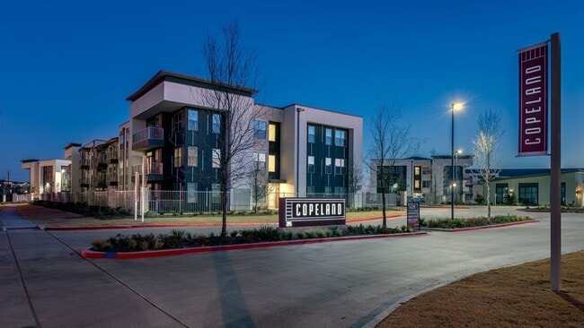 Copeland in Grand Prairie, TX - Foto de edificio - Building Photo