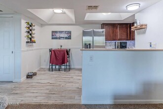 1720 E Thunderbird Rd in Phoenix, AZ - Building Photo - Building Photo