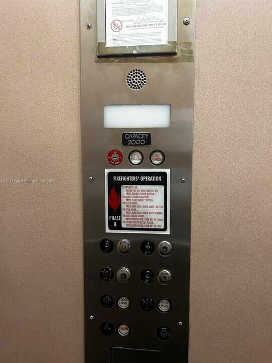 1501 NE 191st St in Miami, FL - Building Photo