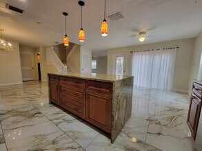 1436 SW 25th Way in Boynton Beach, FL - Building Photo - Building Photo