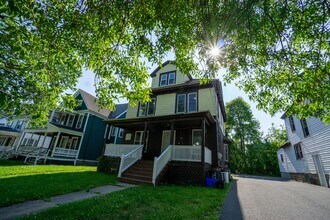 720 Livingston Ave in Syracuse, NY - Building Photo - Building Photo