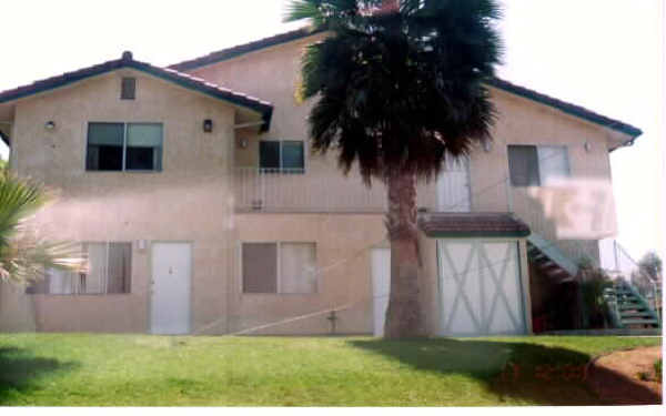 Polley Apartments in San Marcos, CA - Building Photo