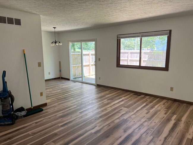 property at 401 S Village Ct