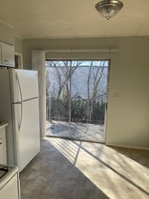 1107 W James Blvd in St James, MO - Foto de edificio - Building Photo