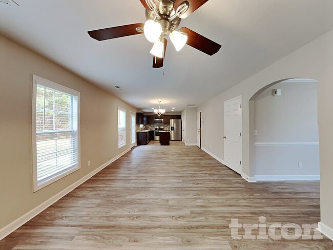 1655 Crestlawn Tl in Winston-Salem, NC - Foto de edificio - Building Photo