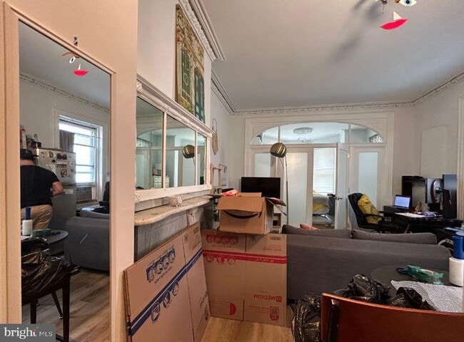 2129 Spring Garden St in Philadelphia, PA - Building Photo - Building Photo