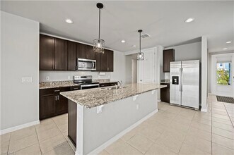43744 Cattleman Dr in Punta Gorda, FL - Foto de edificio - Building Photo